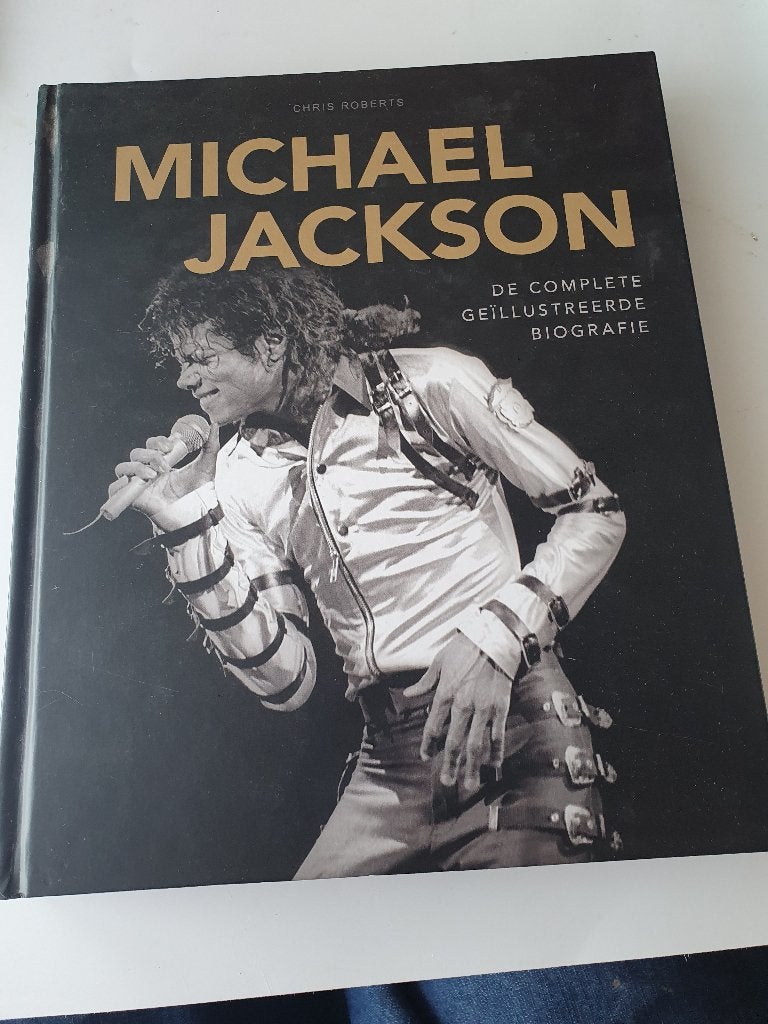 Michael Jackson De complete geïllustreerde biografie, Boeken, Ophalen of Verzenden, Zo goed als nieuw, Artiest