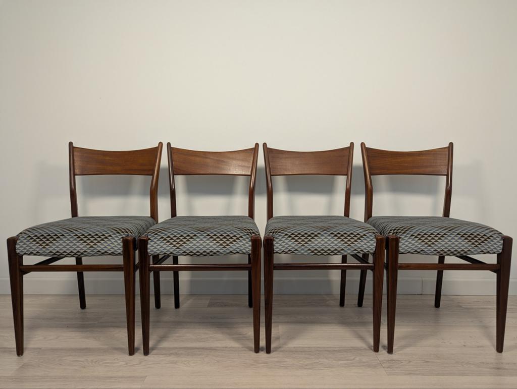 4 midcentury Cees Braakman stoelen, Pastoe. Heel goede staat, Ophalen, Bruin, Zo goed als nieuw, Vier