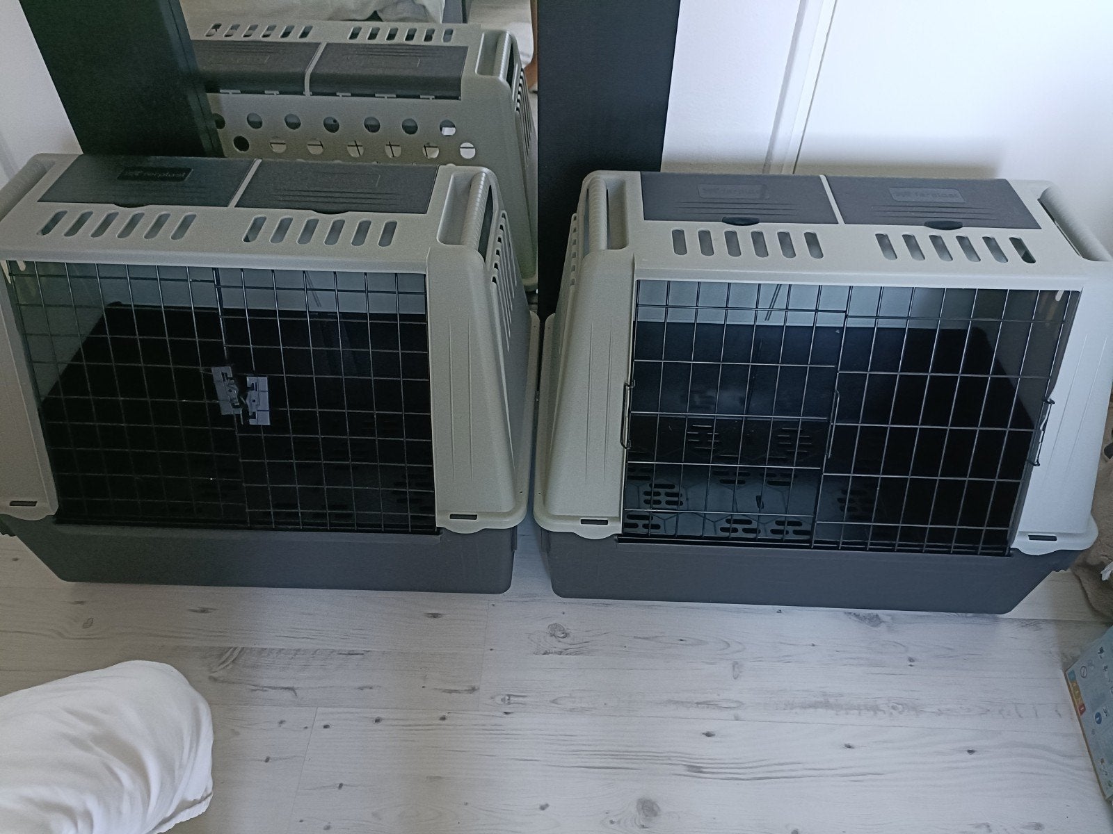 Ferplast honden transport boxen bench (2x) 82x61x51LARGE, Ophalen