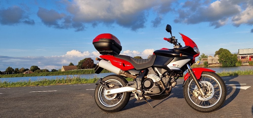 cagiva gran canyon 900