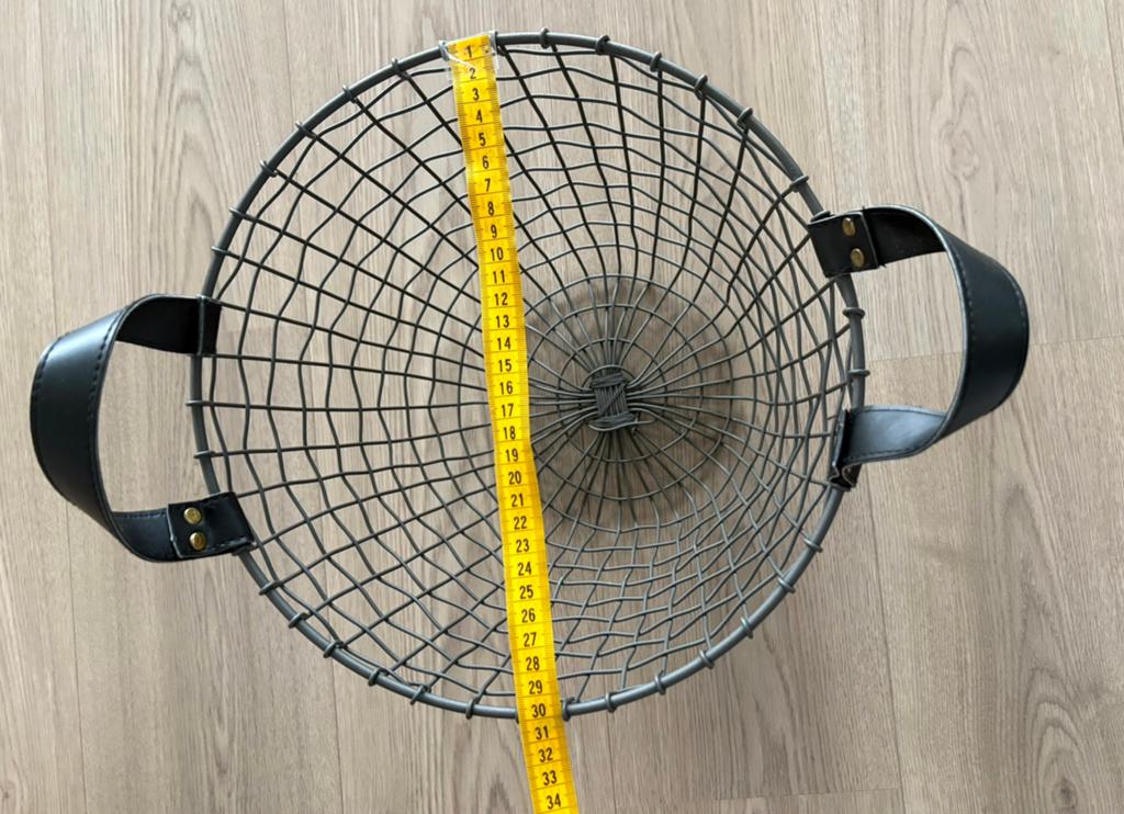 Grijze draadmand, Huis en Inrichting, Woonaccessoires | Schalen en Manden, Ophalen, Zo goed als nieuw, Rechthoekig, Overige materialen