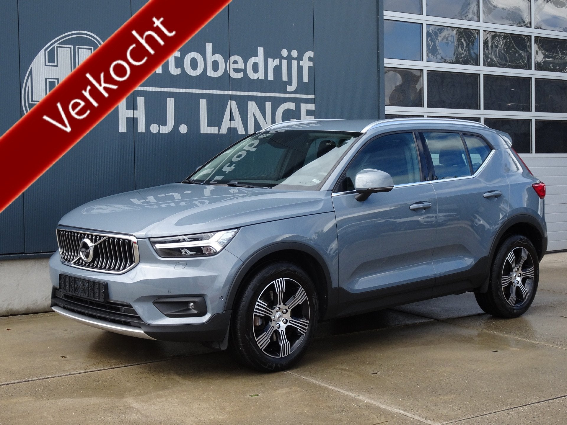 Volvo XC40 2.0 B4 Inscription (bj 2022, automaat), Auto's, Gebruikt, 4 cilinders, Leder, Bedrijf