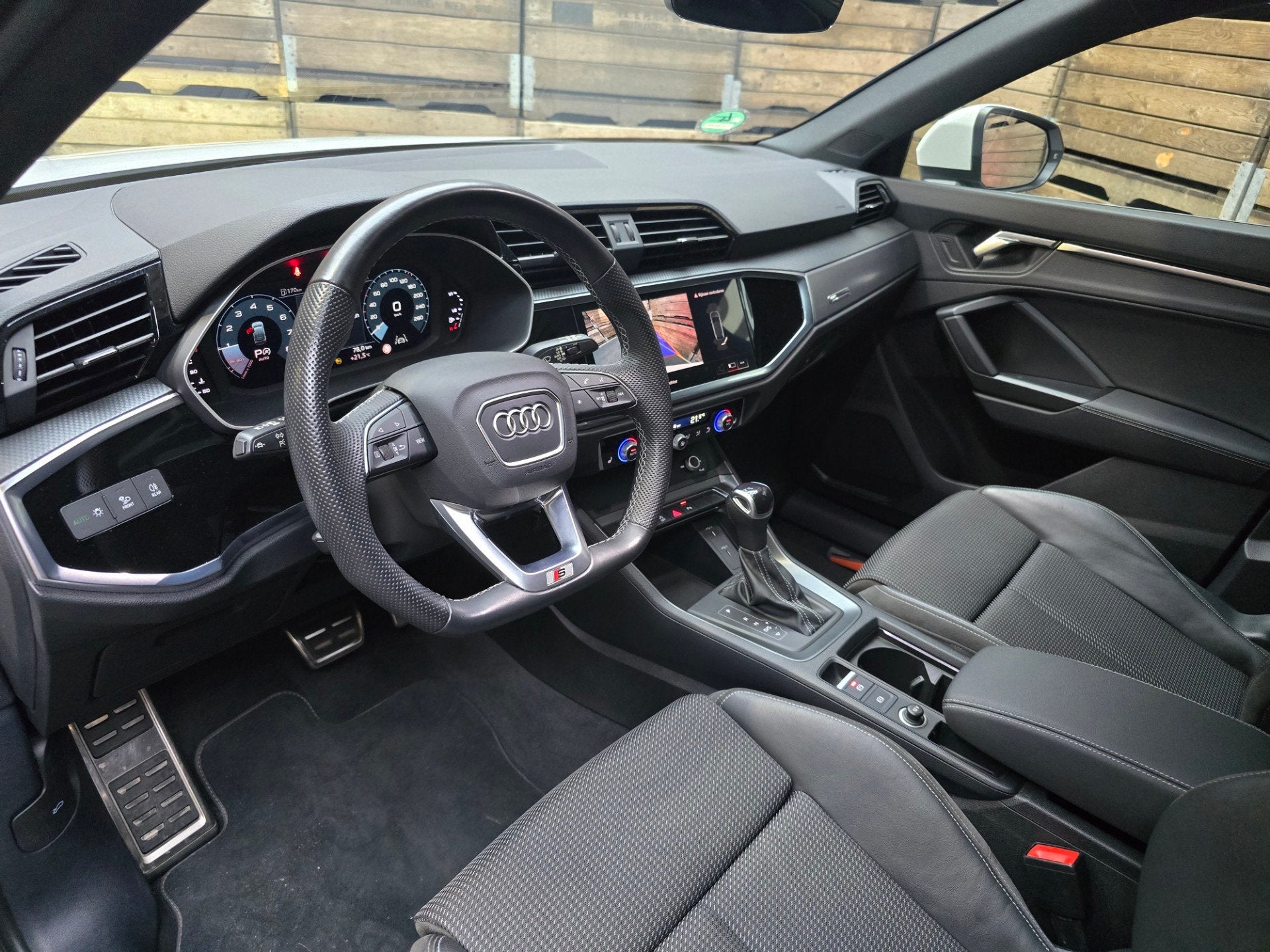 Audi Q3 Sportback 35 TFSI S Edition Full Led Pano Navi Camer, 150 pk, Wit, Origineel Nederlands, Bedrijf