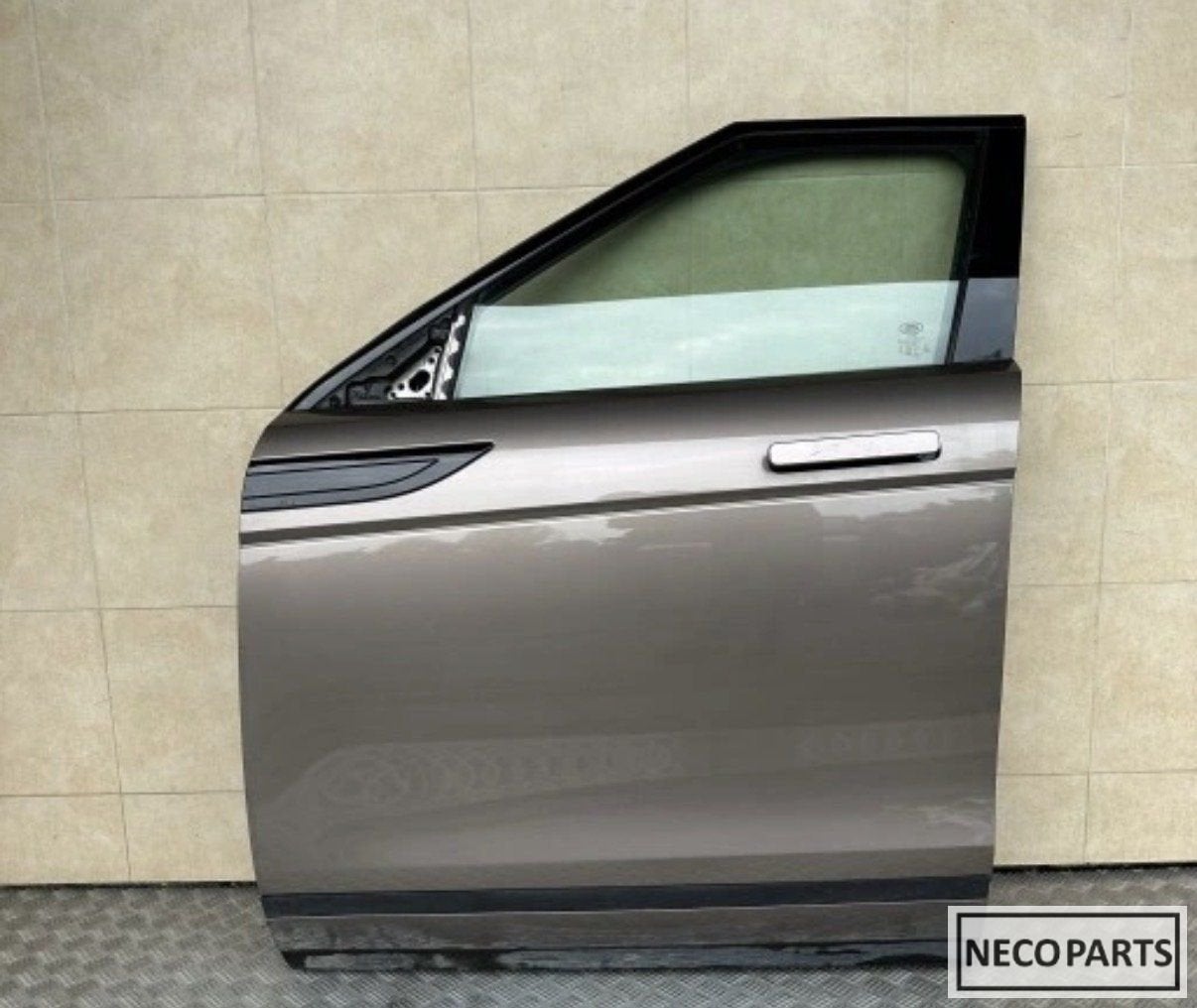 RANGE ROVER EVOQUE II PORTIER DEUR LINKS ALLES LEVERBAAR!!!, Auto-onderdelen, -, Ophalen of Verzenden, Achter, -