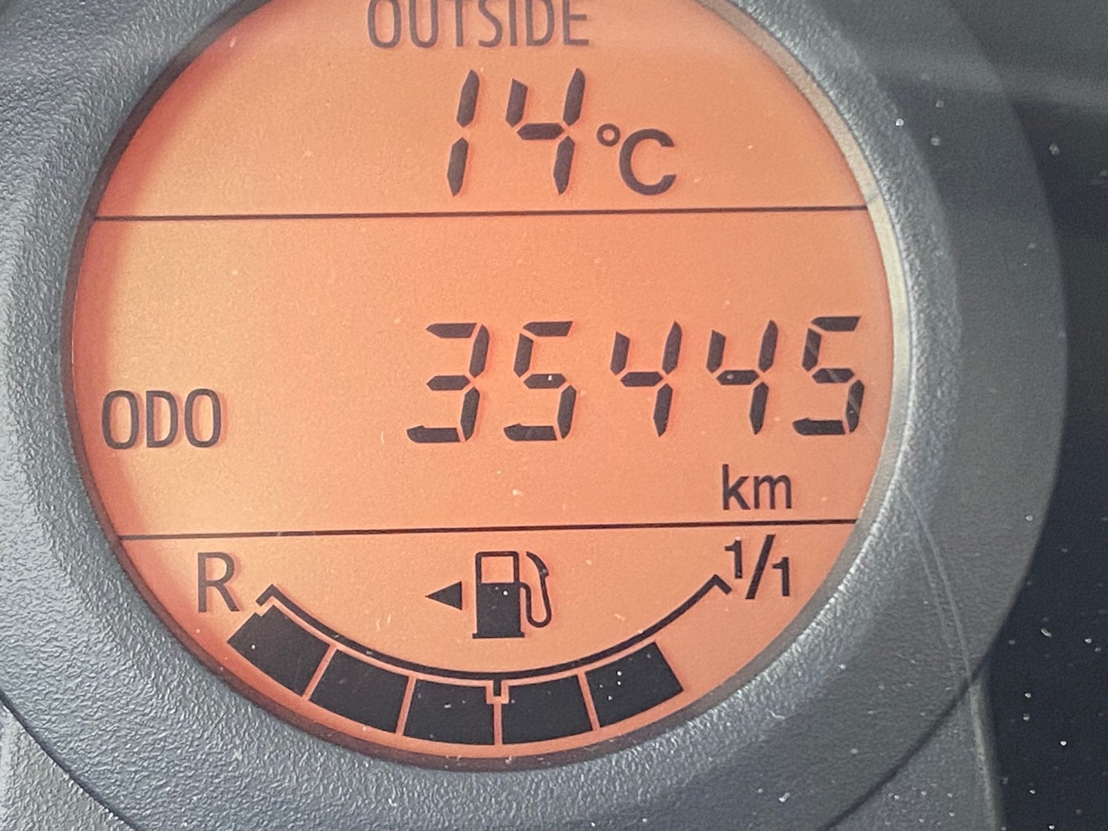 Peugeot 108 ACTIVE - AIRCO - CAMERA - ALL SEASONS - 35455 KM, Auto's, Voorwielaandrijving, Origineel Nederlands, Handgeschakeld