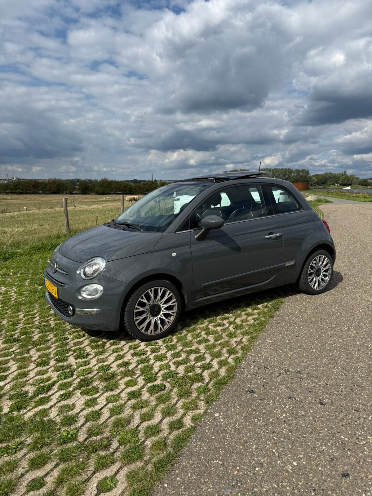 Fiat 500 Twinair Turbo 80pk 2019 Grijs Nieuwe APK sep 2027!, Voorwielaandrijving, 905 kg, Origineel Nederlands, Handgeschakeld