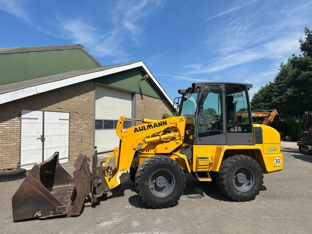 Ahlmann AZ85 (bj 2000), Wiellader of Shovel