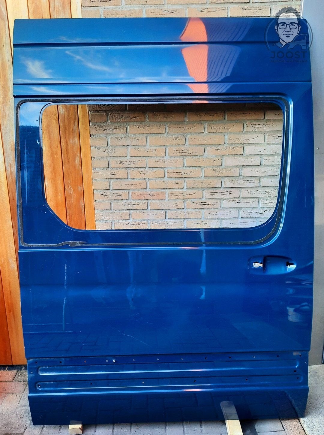 Schuifdeur rechts Mercedes Sprinter W907 W910 A9107323100, Auto-onderdelen, Carrosserie en Plaatwerk, Gebruikt, Deur, Rechts, Ophalen of Verzenden