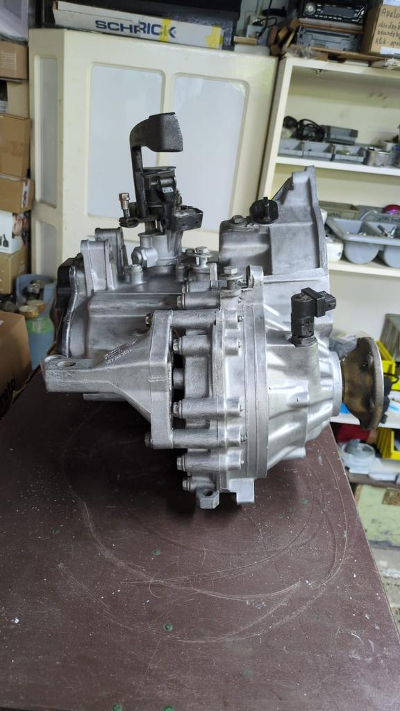 Versnellingsbak 02A VR6 CCM, Ophalen, Gereviseerd, Volkswagen