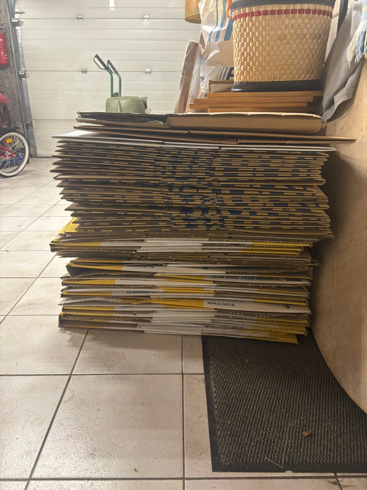 17 verhuisdozen Action – stevig – gebruikt, Ophalen, Doos, Minder dan 50 cm, Zo goed als nieuw