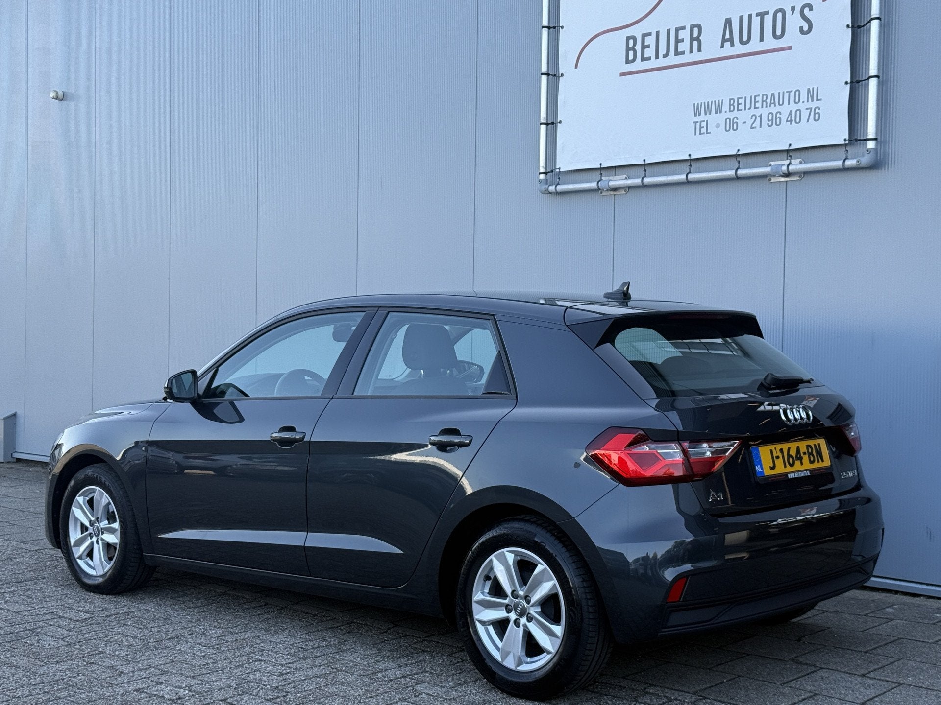 Audi A1 Sportback 25 TFSI Pro Line Carplay/Airco/15inch., Auto's, Audi, Euro 6, 49 €/maand, Origineel Nederlands, Bedrijf