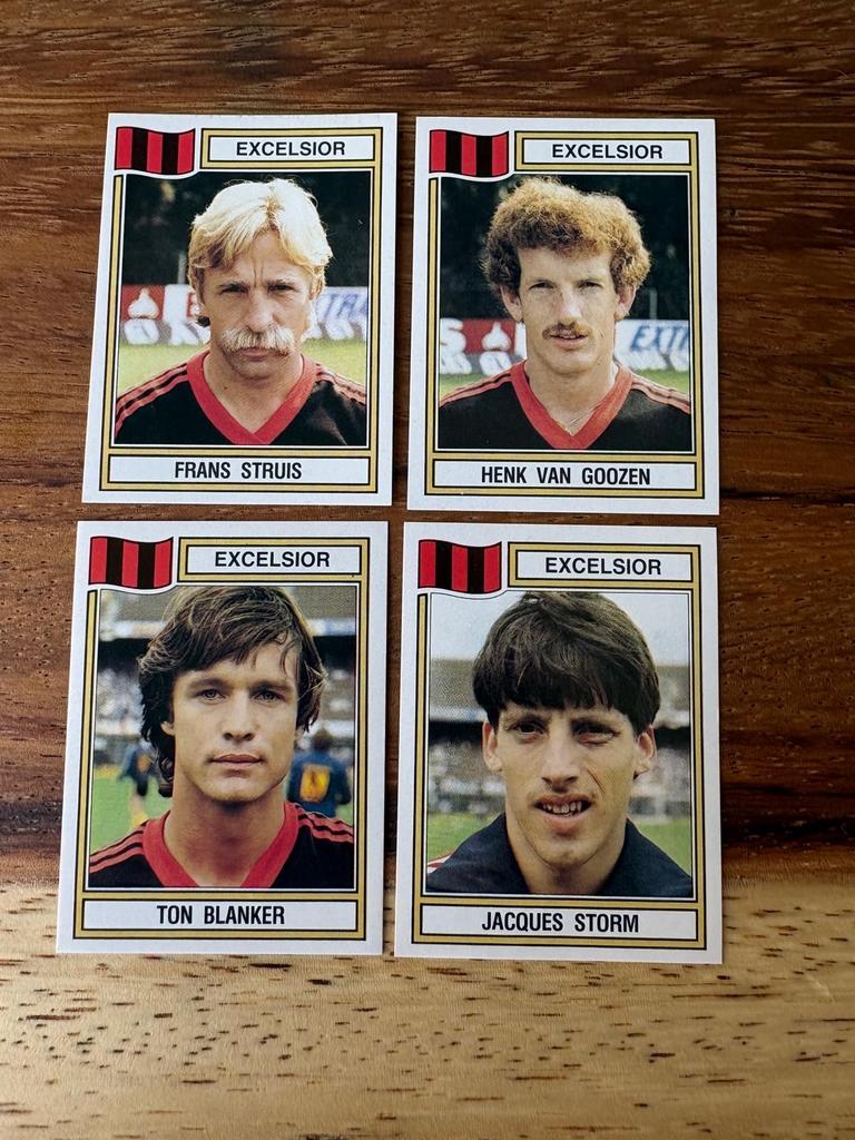 Panini Voetbal 83 Excelsior Spelerskaarten (4 stuks), Verzamelen, Sportartikelen en Voetbal, Ophalen of Verzenden, Nieuw, Overige binnenlandse clubs