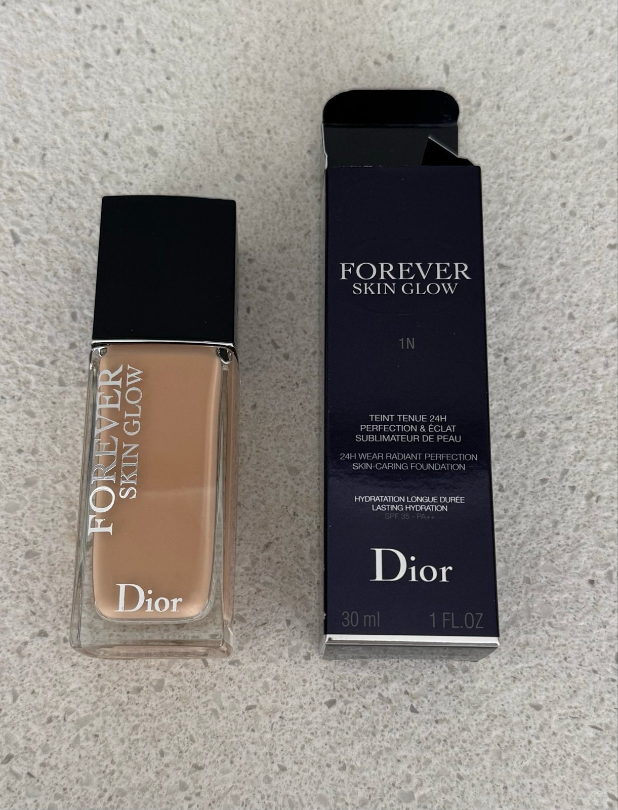 3 stuks Dior Forever Skin Glow Foundation 1N - in doos, Gehele gezicht, Beige, Nieuw, Ophalen of Verzenden
