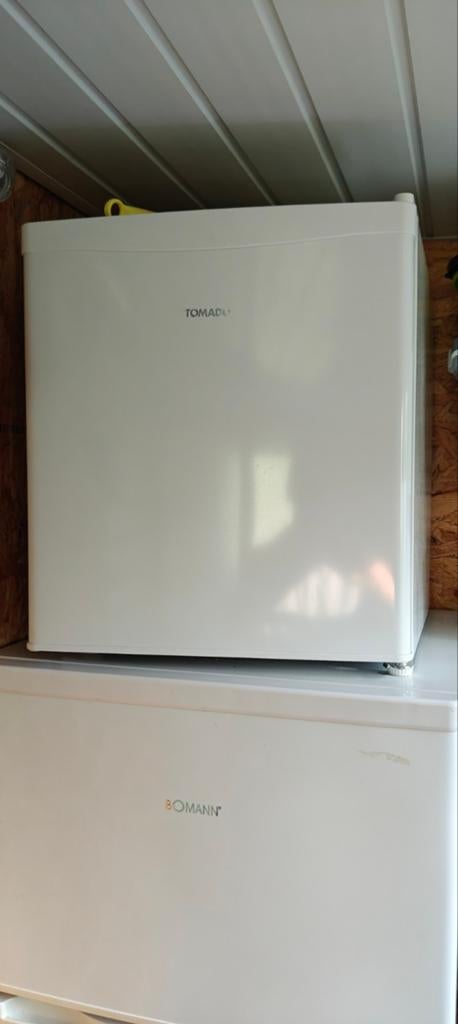 Tomado mini vriezer, Ophalen, Gebruikt, Minder dan 75 liter, Met vriesvak