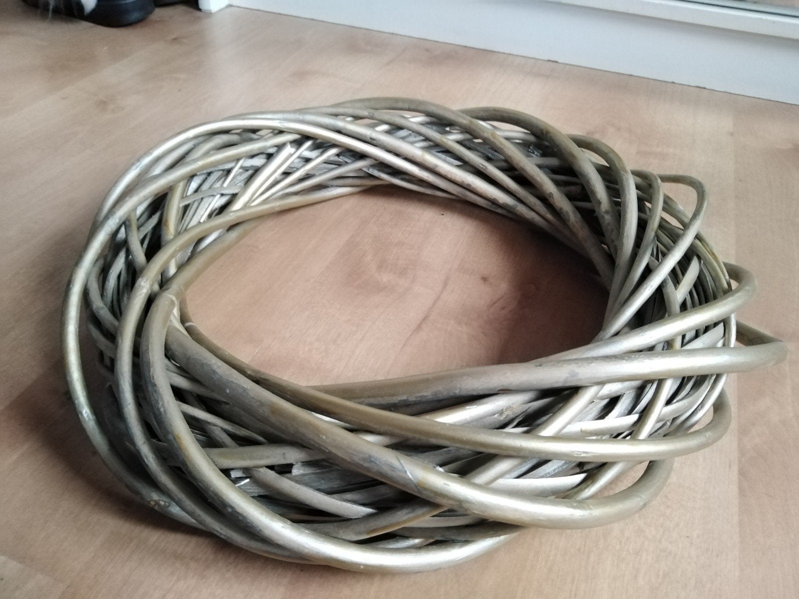 gevlochten krans, Huis en Inrichting, 40 cm, Krans, Ophalen of Verzenden, Zo goed als nieuw