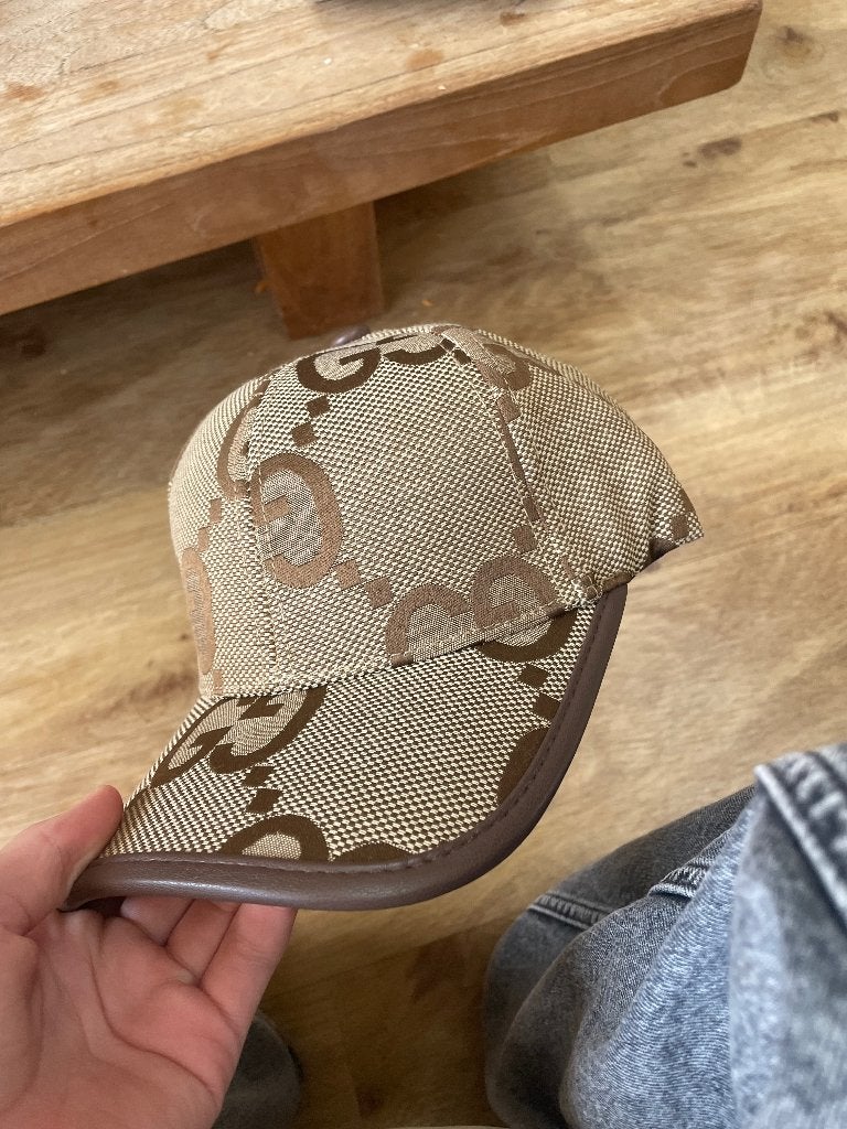 Gucci Pet - Stijlvolle Beige Pet met GG-logo, Nieuw, Pet, Gucci, One size fits all
