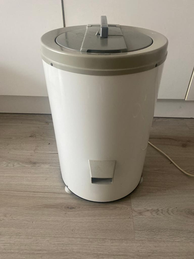 Zanussi centrifuge - Compact en efficiënt, Witgoed en Apparatuur, Wasmachines, Gebruikt, Bovenlader, Minder dan 4 kg, 85 tot 90 cm