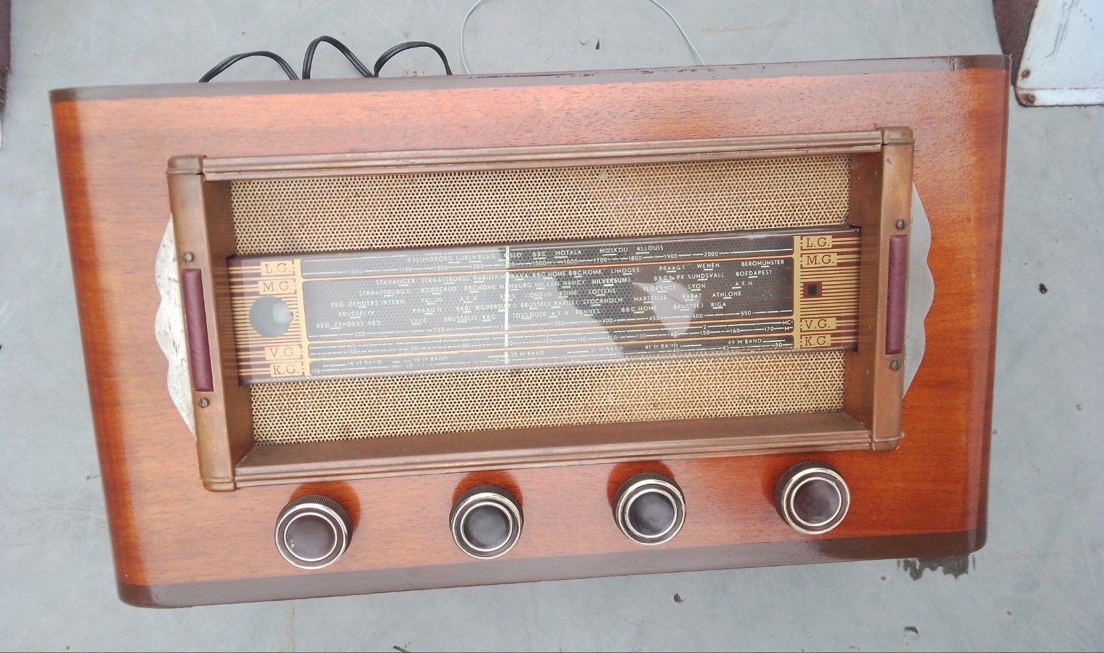 Amroh Buizenradio uit ca. 1952, Antiek en Kunst, Antiek | Tv's en Audio, Ophalen of Verzenden