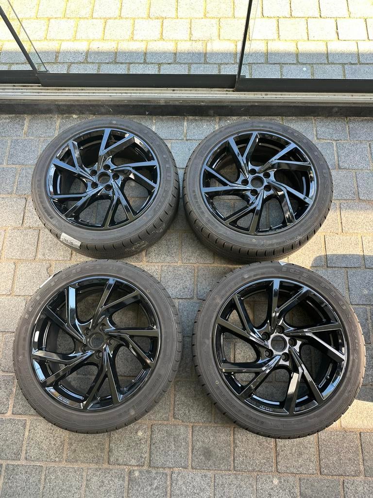 Winterset 17 inch–Imperial Snowdragon 3–215/45 R17 XL, Auto-onderdelen, Banden en Velgen, Ophalen, 215 mm, Banden en Velgen, Nieuw