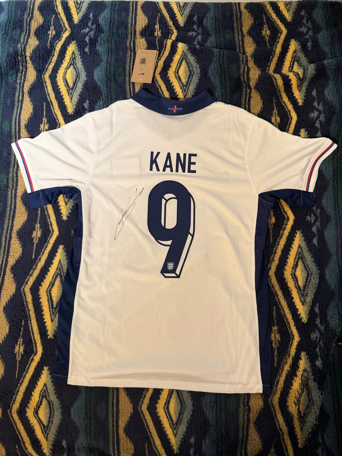 Gesigneerd Harry Kane Engeland Thuisshirt - Maat L, Maat L, Ophalen of Verzenden, Zo goed als nieuw, Shirt