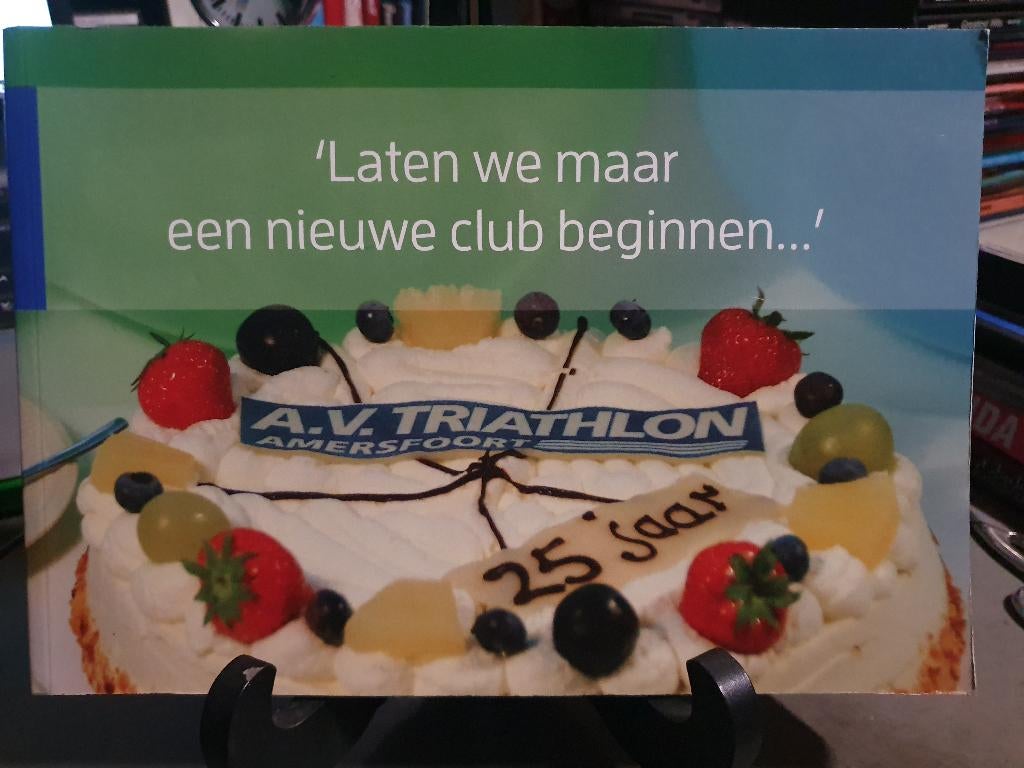 A.V. Triathlon Amersfoort 25 jaar, Ophalen, Zo goed als nieuw