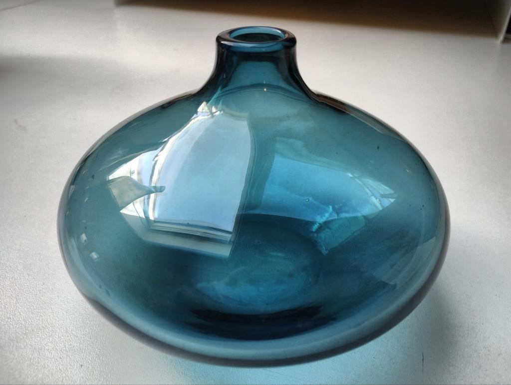 Ikea Salong vaasje, blauw., Blauw, Ophalen of Verzenden, Minder dan 50 cm, Glas
