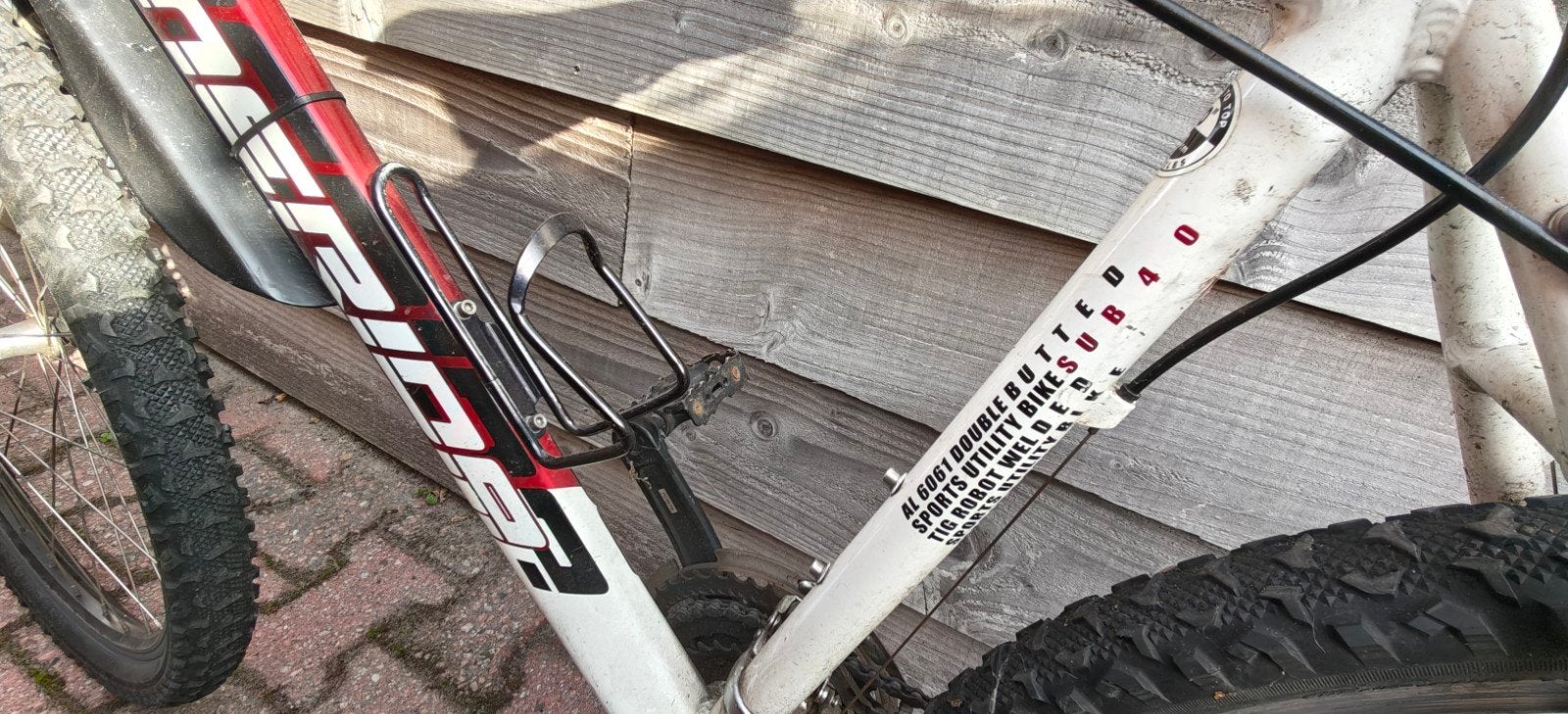 Foto 2 van Merida Matts Sub 40 Mountainbike 20 inch / 50 cm