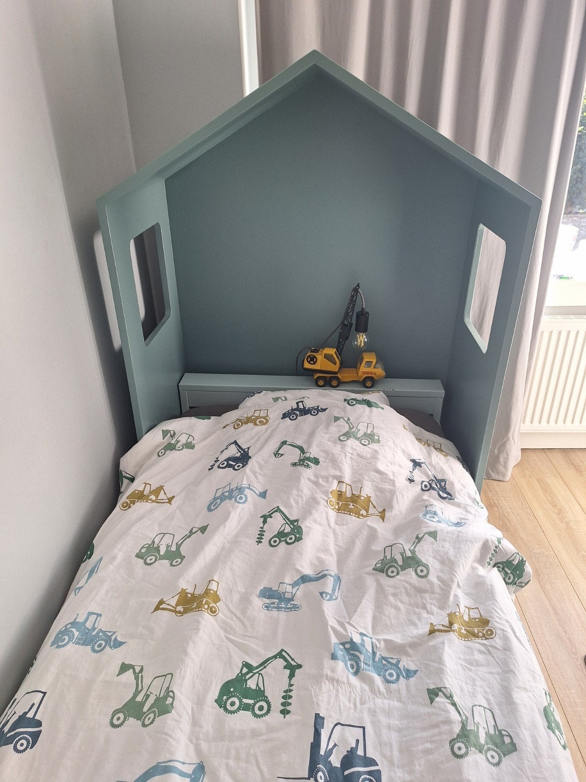 Houten huisje bedhuisje, Ophalen, 180 cm of meer