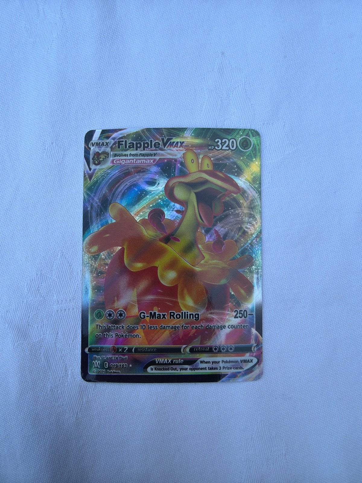 Flapple VMAX Pokémon Kaart - Gigantamax, Ophalen of Verzenden, Zo goed als nieuw, Losse kaart, Foil