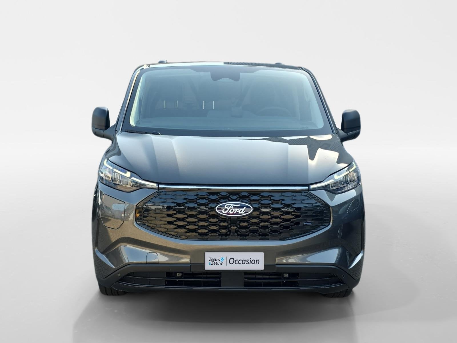 Ford E-Transit Cust. 320 L1H1 Trend 71 kWh 218 PK| 330KM WLT, Automaat, Gebruikt, Met garantie (alle), 470 min