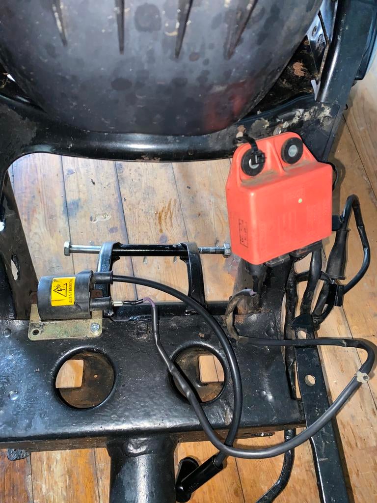 Piaggio/gilera 125-180cc lc cdi bobine, Ophalen of Verzenden, Zo goed als nieuw, Overige typen, Piaggio