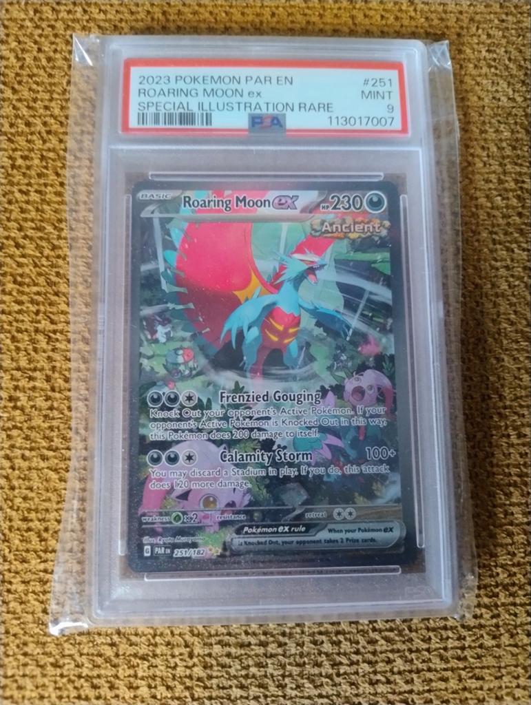 Roaring Moon ex Special Illustration Rare PSA 9, Ophalen of Verzenden, Zo goed als nieuw, Losse kaart