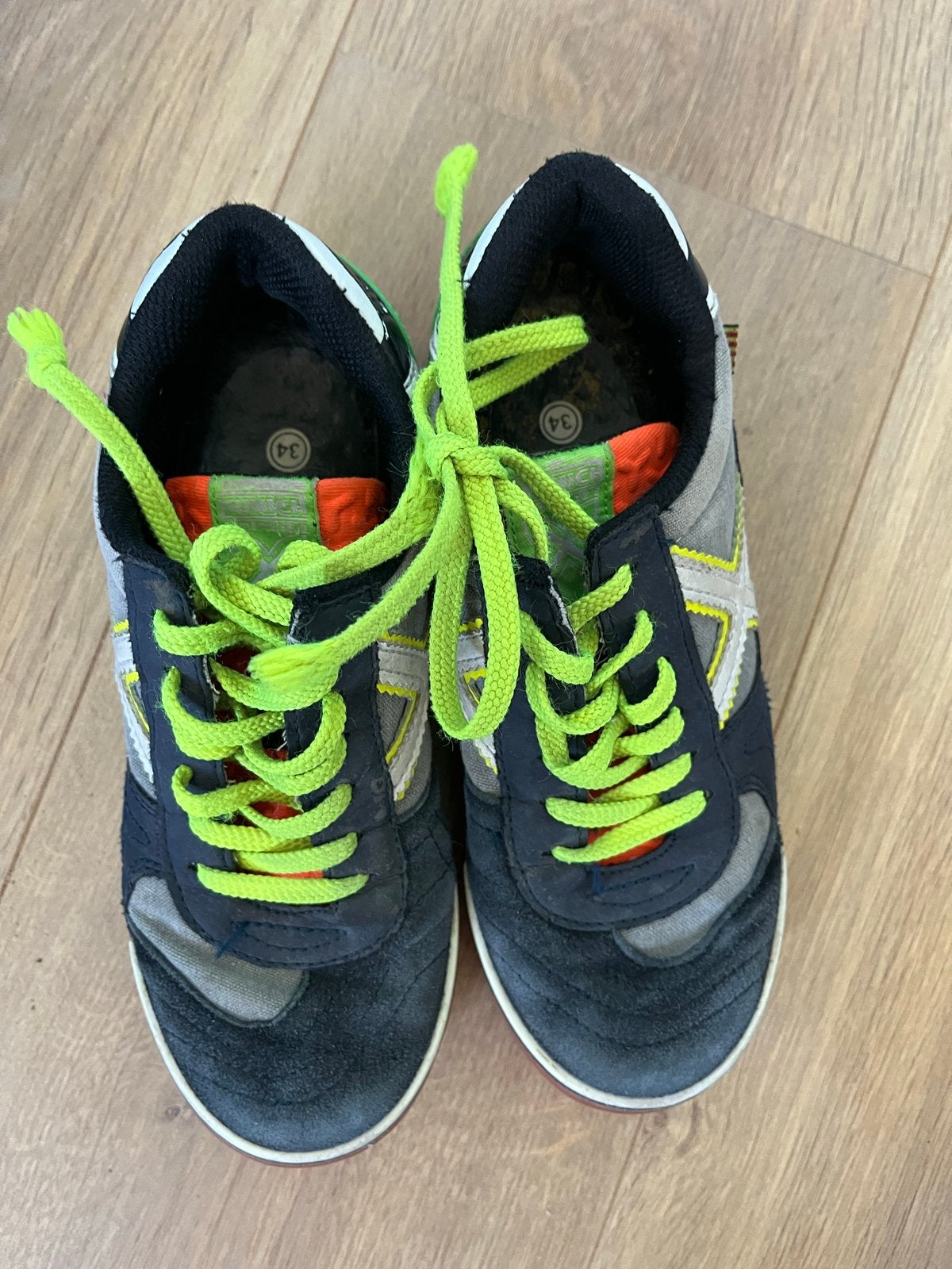 Munich schoenen Maat 34 - Gebruikt, Ophalen of Verzenden, Gebruikt, Jongen of Meisje, Sportschoenen