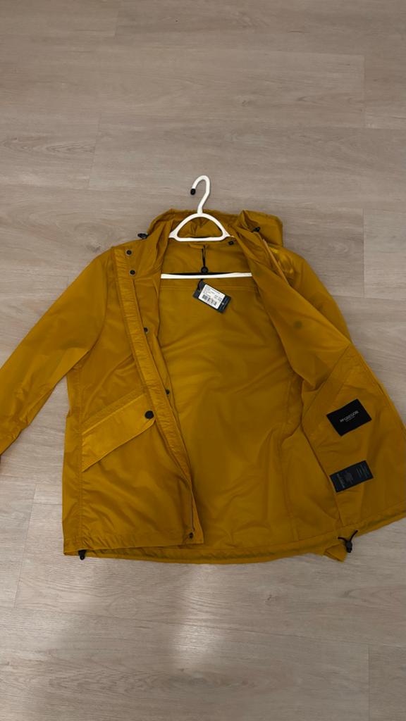 McGregor Windbreaker Jas Maat 48 (M) - Nieuw met kaartjes, Ophalen of Verzenden, Nieuw, Maat 48/50 (M), Geel