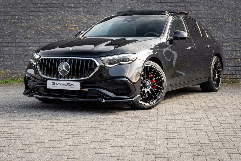 Mercedes-Benz E-klasse 300 e AMG Line Panoramadak Black & Bl, Auto's, Achterwielaandrijving, Gebruikt, Zwart, Zwart