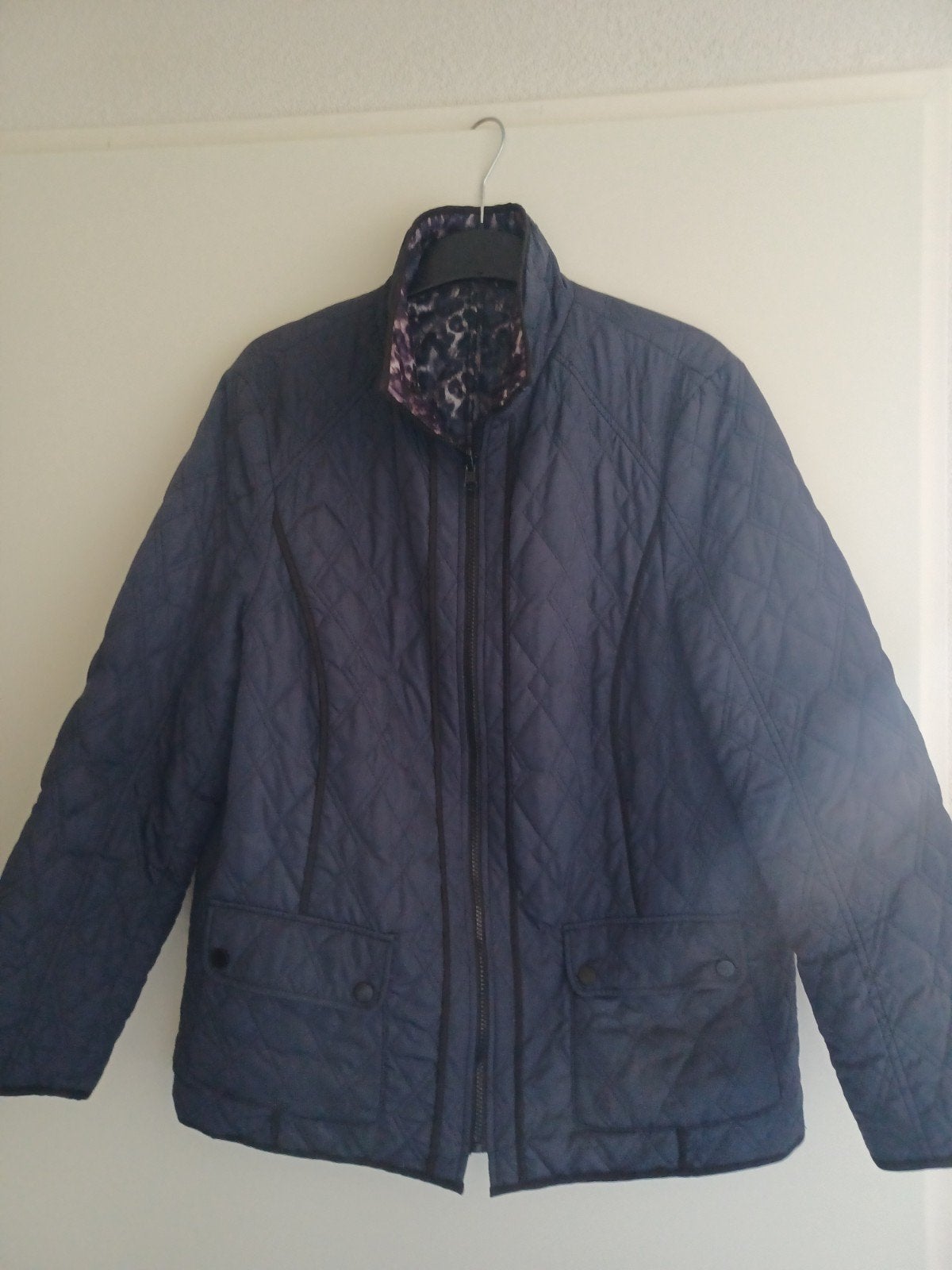 donker blauwe jas ( licht gewatteerd) mt 44, Kleding | Dames, Jassen | Zomer, Blauw, Maat 42/44 (L), Ophalen of Verzenden, Zo goed als nieuw