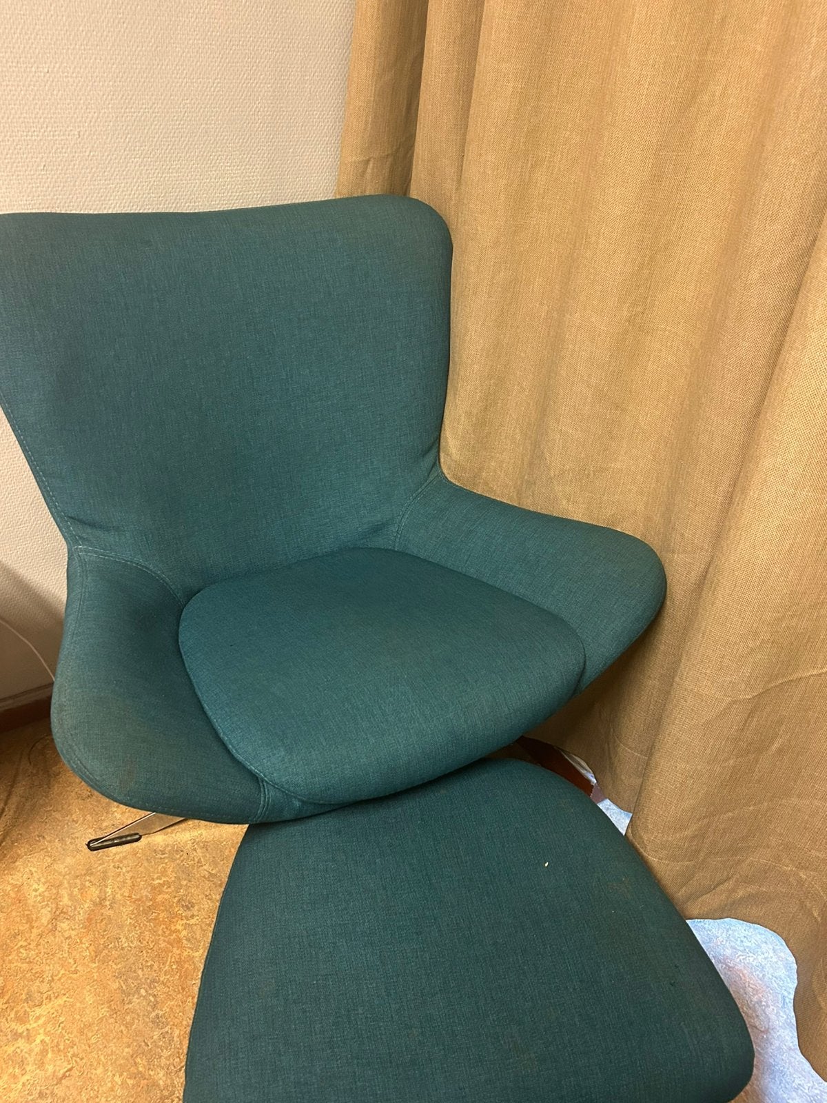 Groene stoel met voetsteun, Ophalen, Gebruikt, 100 tot 125 cm, 50 tot 75 cm