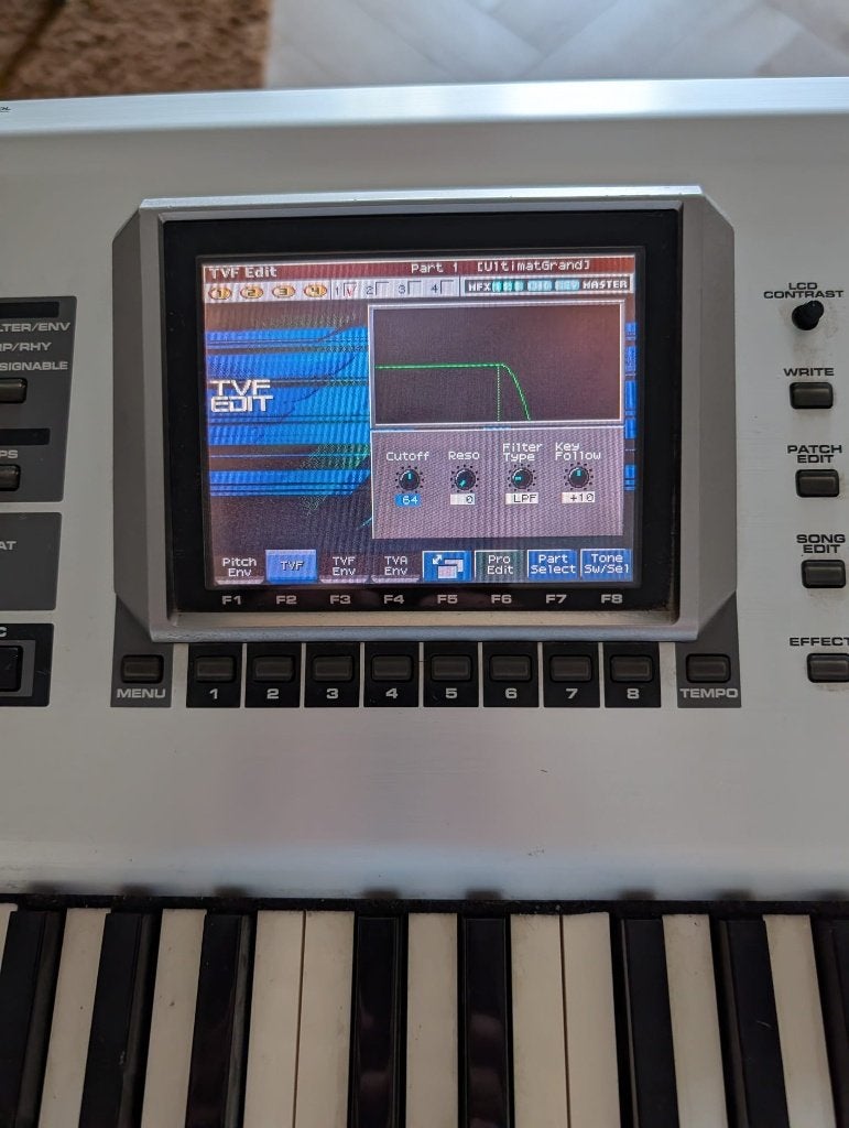 Roland X8, Ophalen, Gebruikt, 88 toetsen, Roland