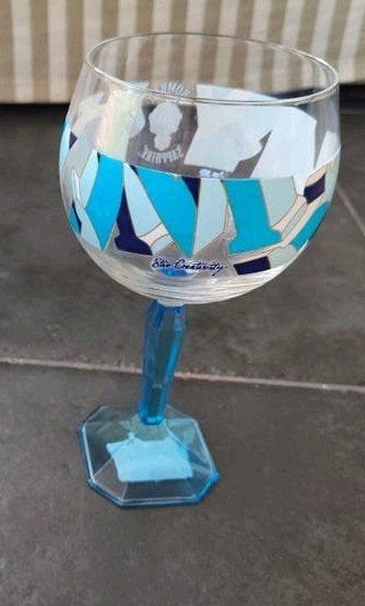 Bombay Sapphire Gin Glas, Huis en Inrichting, Keuken | Keukenbenodigdheden, Nieuw, Overige typen, Overige merken, Glas, Blauw