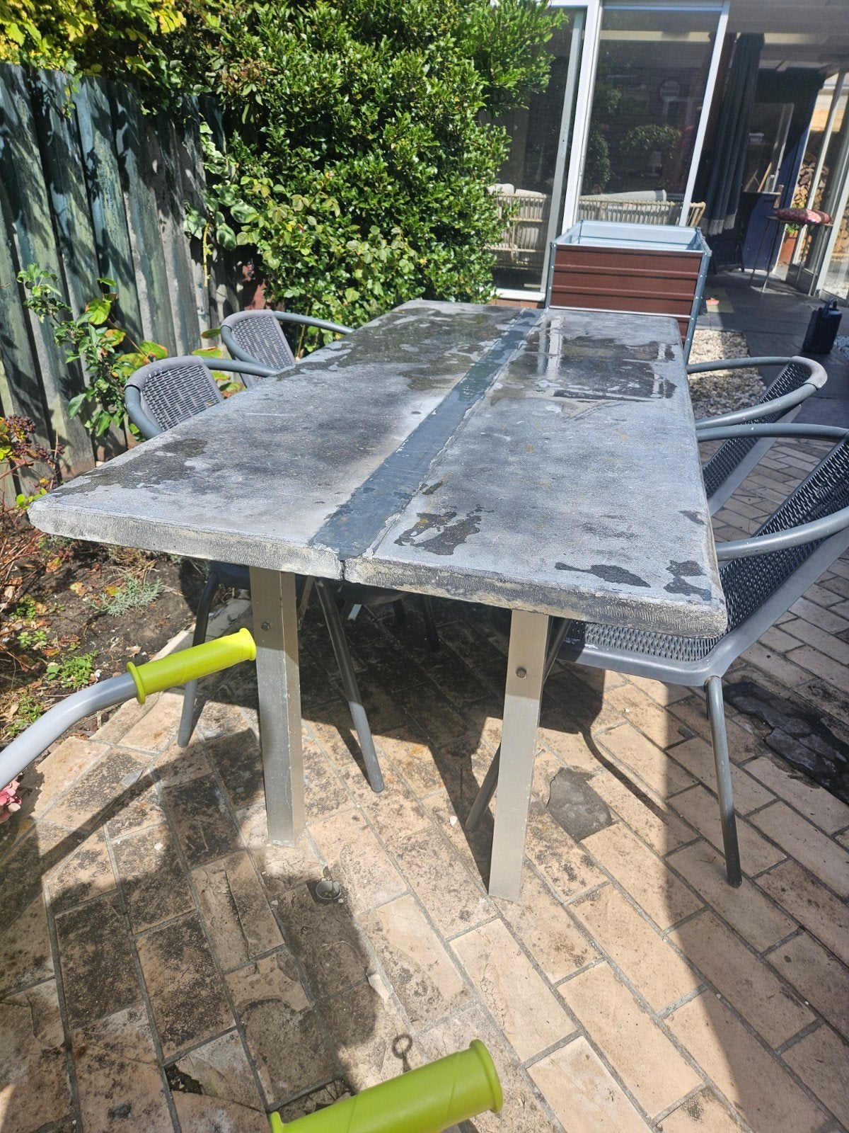 Robuuste tuintafel met 4 stoelen - Steenblad & Aluminium, Ophalen, Gebruikt, Rechthoekig, Aluminium