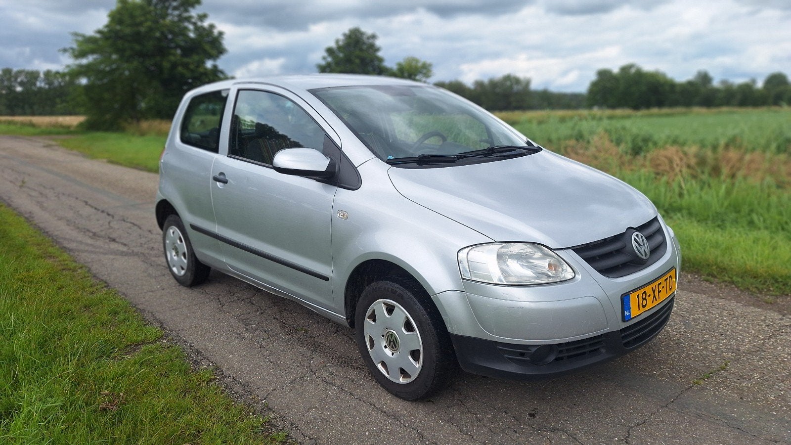 Volkswagen Fox 1.2 (met verse APK!), Voorwielaandrijving, 4 stoelen, 1198 cc, 973 kg