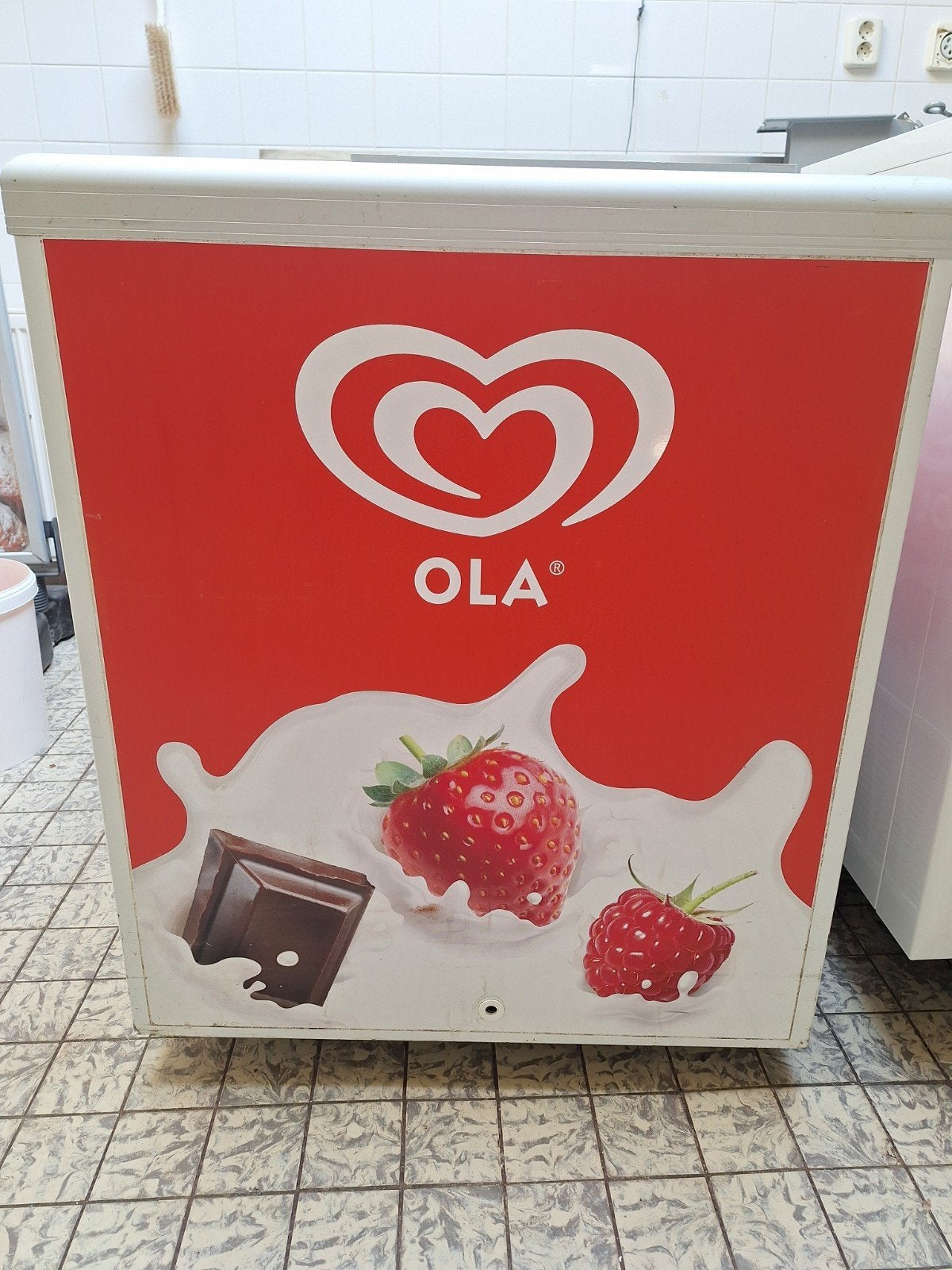 Ola IJsvriezer - 65x70x90 cm - Gebruikt, Gebruikt, 75 tot 100 liter, 60 cm of meer, Met vriesvak