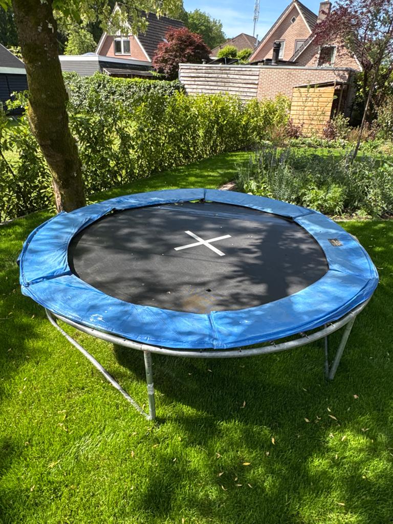 Trampoline 240cm - Gebruikt, Kinderen en Baby's, Speelgoed | Buiten | Trampolines, Ophalen, Gebruikt