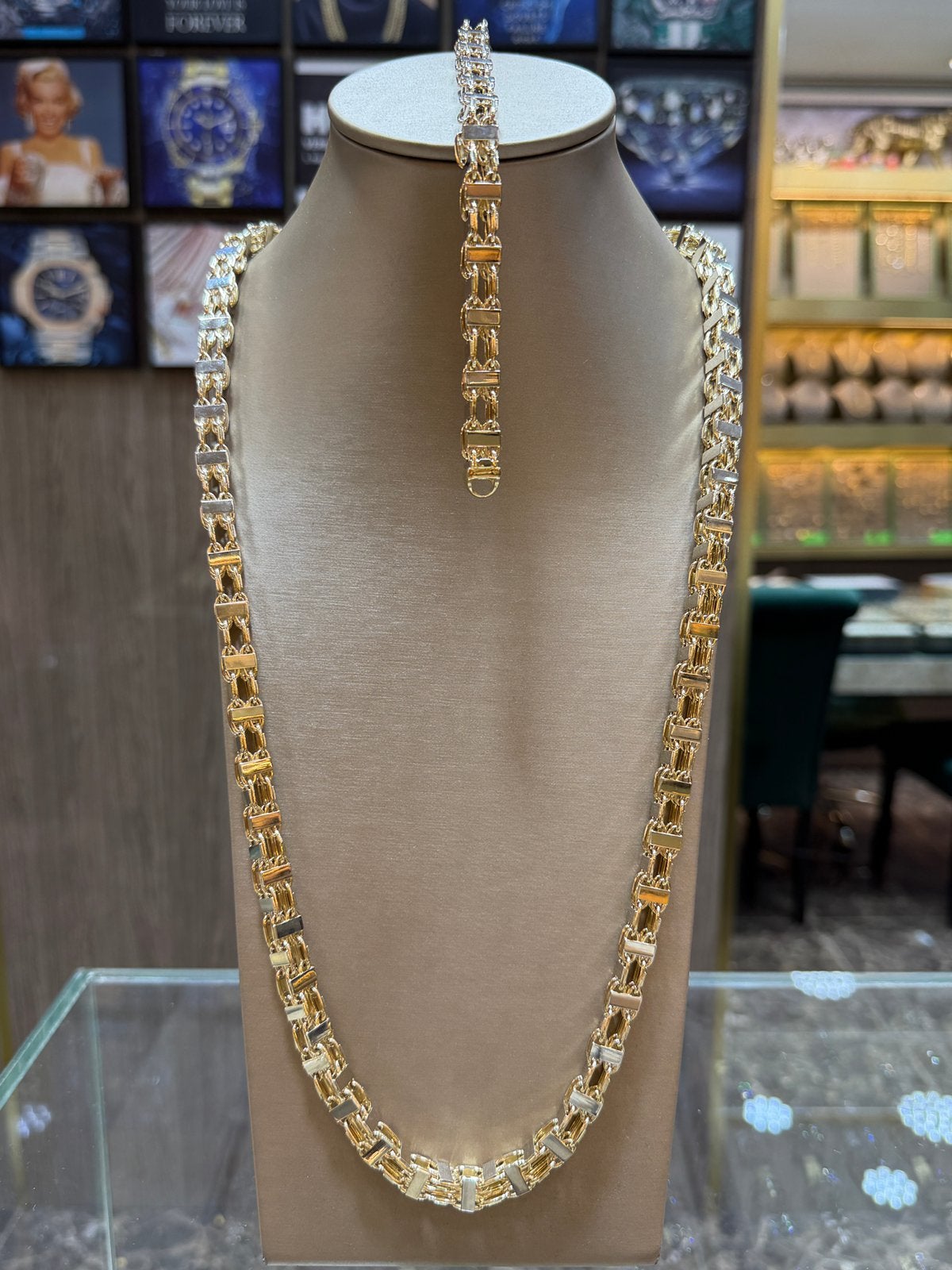 14KT Goud - 125.8 Gram totaal- Armband+Ketting - MAGNUM