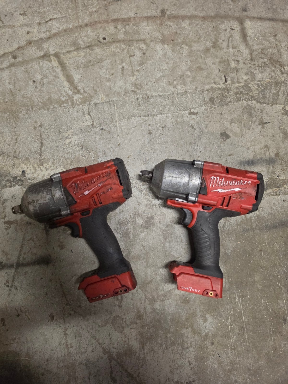 2x Milwaukee slagmoersleutel defect, Ophalen of Verzenden, Gebruikt