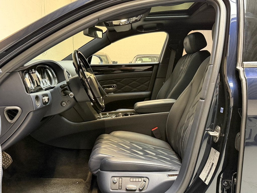 Bentley Flying Spur 4.0 V8 - LEER - SCHUIFDAK - 21'', Automaat, Gebruikt, Leder, Bedrijf