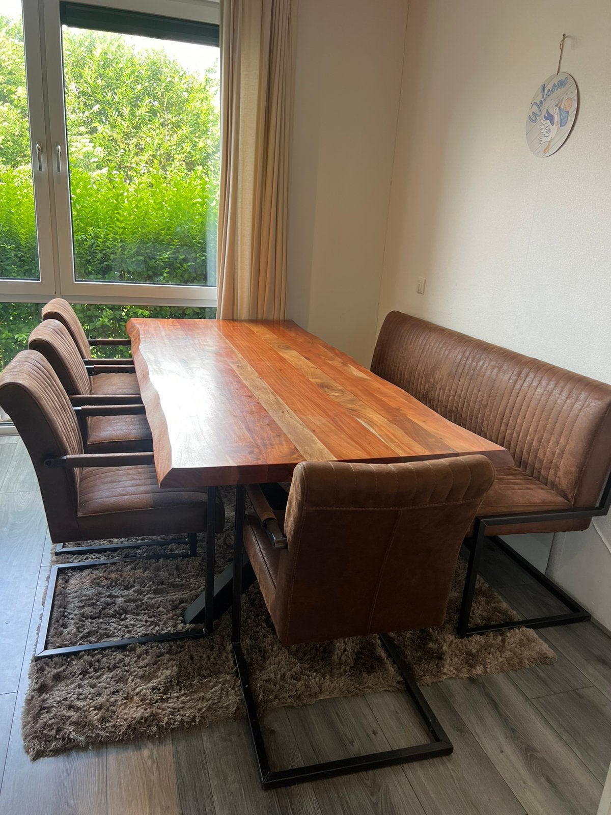 Massief houten eettafel met bank en stoelen, Huis en Inrichting, Tafels | Eettafels, 200 cm of meer, Zo goed als nieuw, Vijf personen of meer