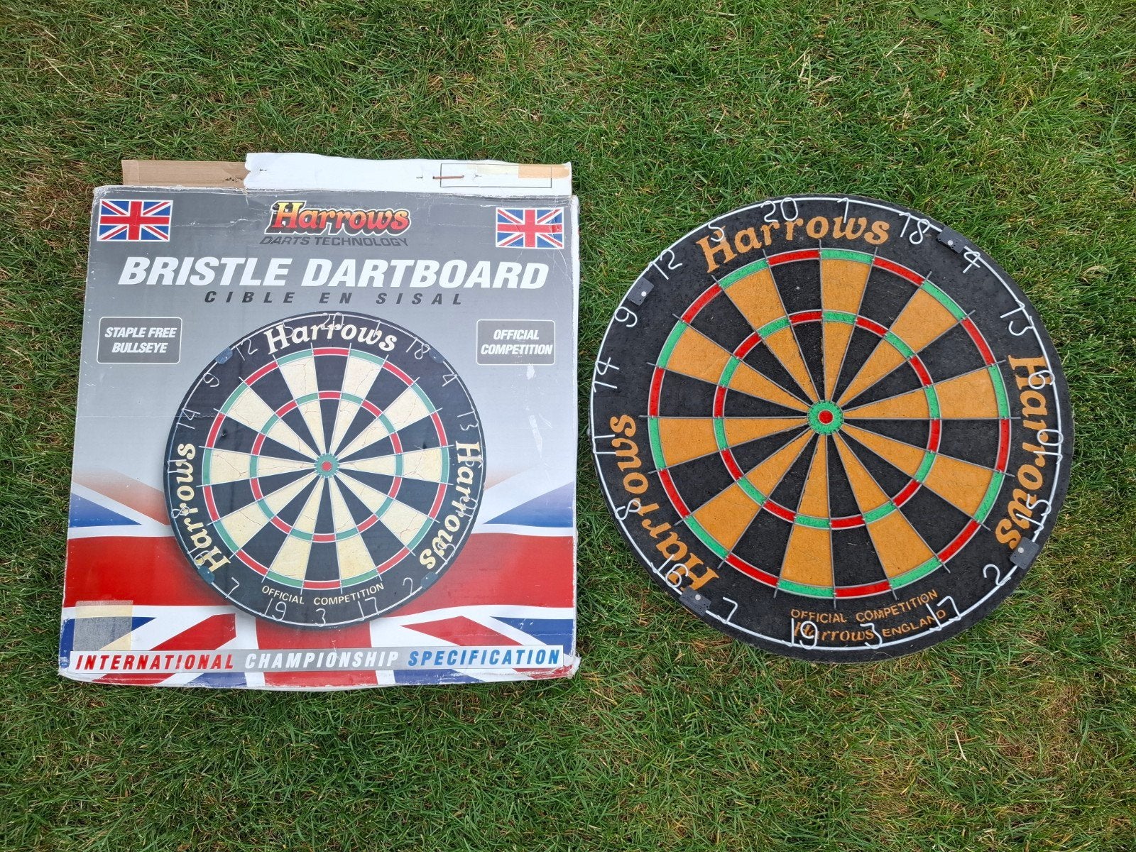 Harrows bristle dartbord, Sport en Fitness, Darts, Ophalen, Dartbord