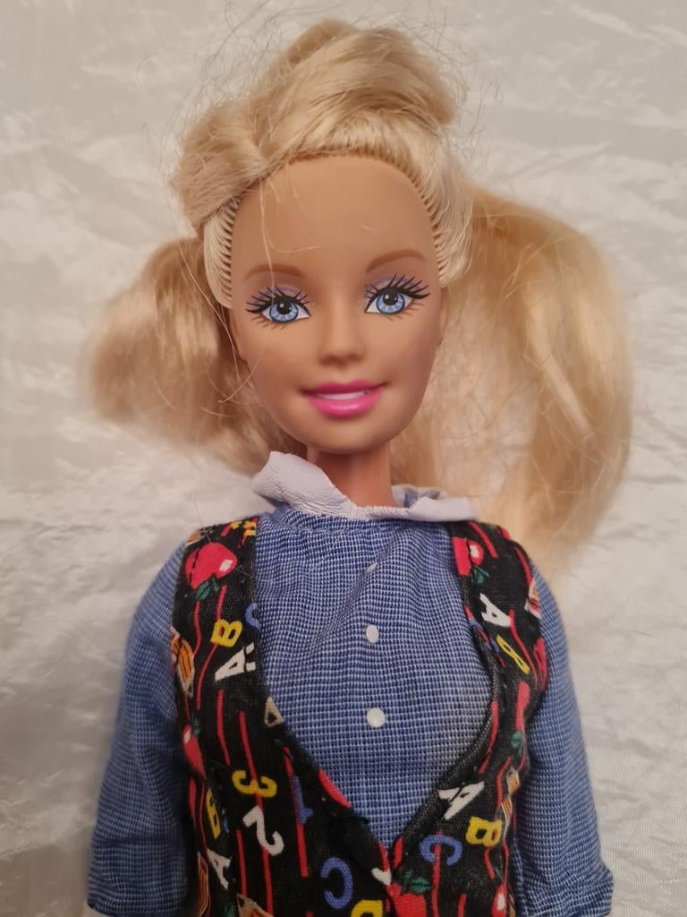 Vintage Barbie pop van Mattel in goede staat, Ophalen of Verzenden, Zo goed als nieuw, Barbie
