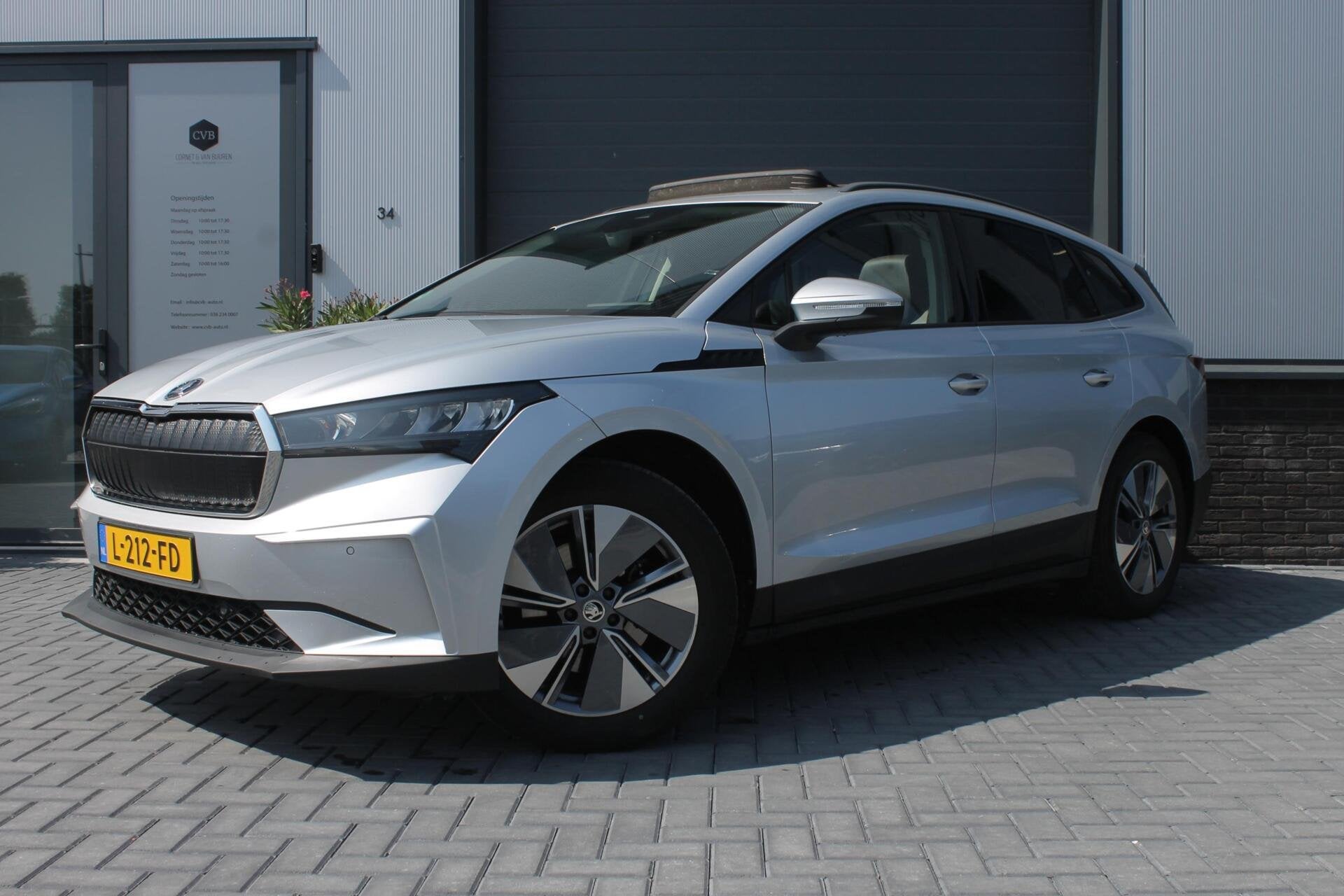 Skoda Enyaq iV 60, Automaat, Achterwielaandrijving, Gebruikt, Zwart